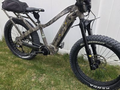 2022 Quietkat APEX 10
