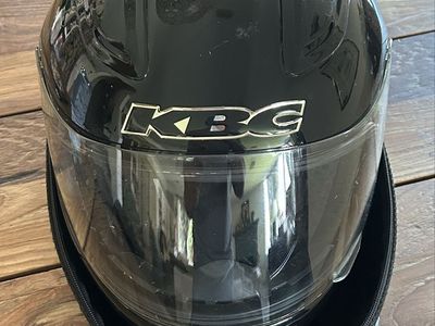 KBC VR7 Motorcycle Helmet Black with Clear Visor - Size Large