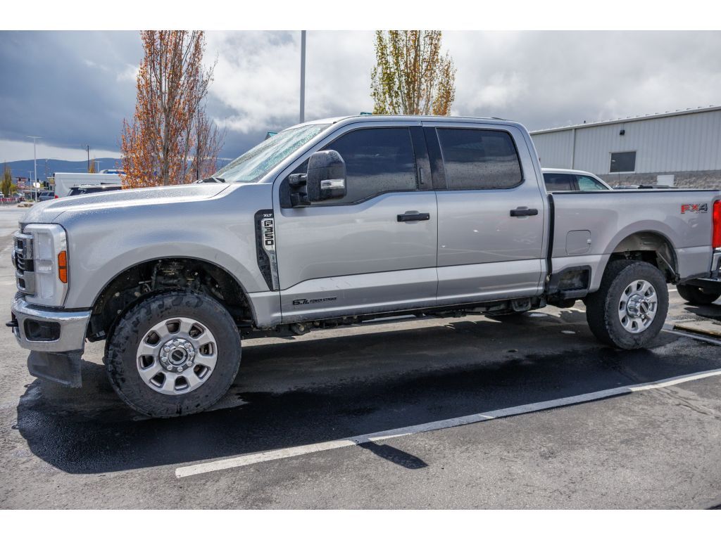 2024 Ford F-350 Super Duty XLT