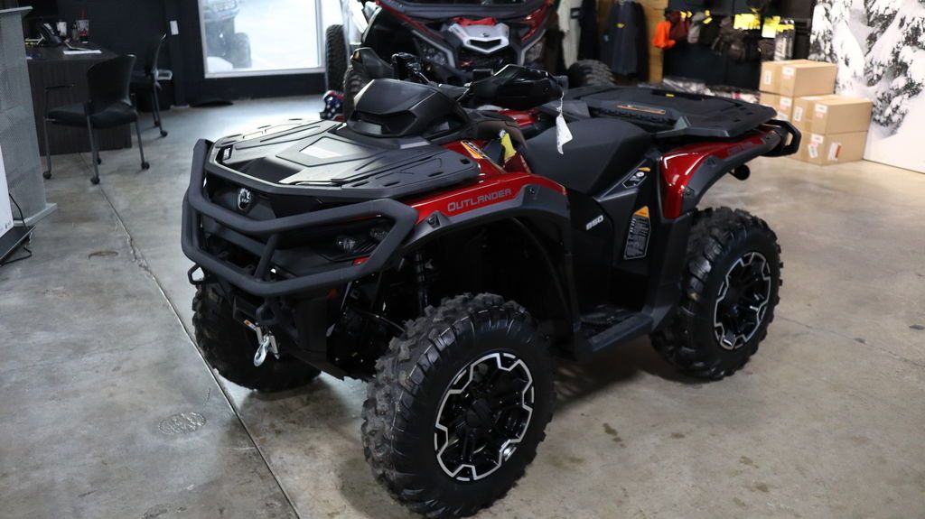 2025 Can-Am Outlander XT 850 Fiery Red - B00462-C