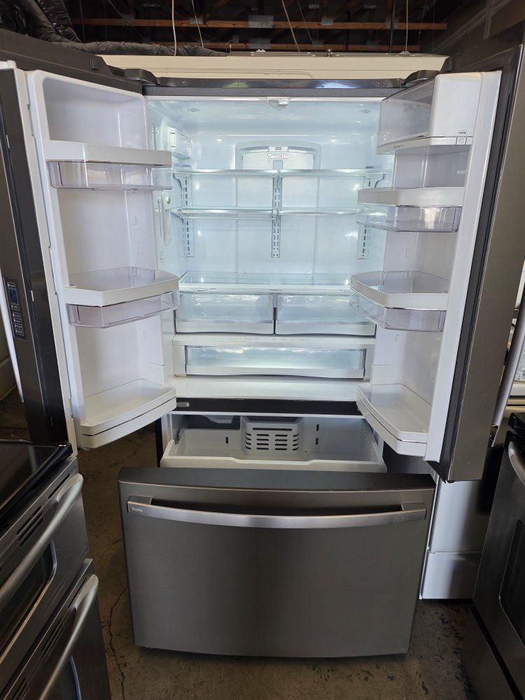 Ge refrigerator Counter-Depth 