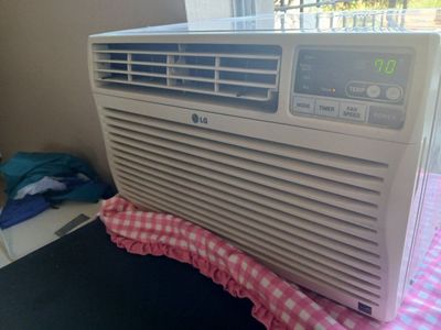 Air conditioner window air conditioner