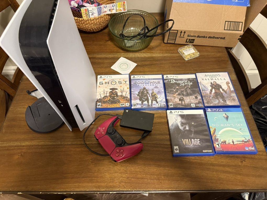 Playstation 5 w/Disc Drive