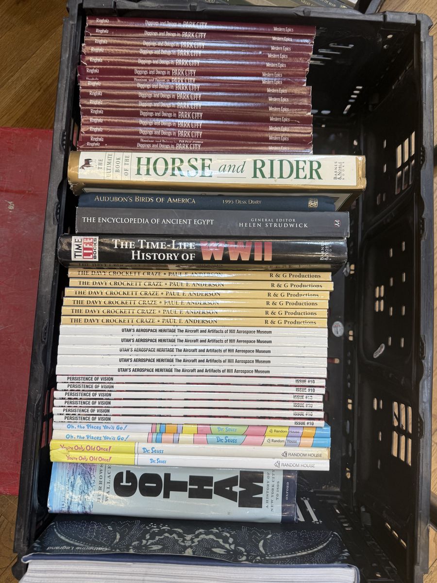 1,000's of books .50 to a $1 A lot of non fiction