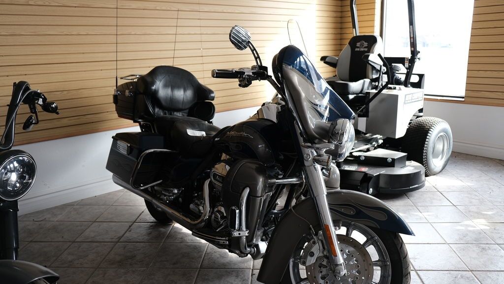 2010 Harley-Davidson FLHTCU - Ultra Classic Electr