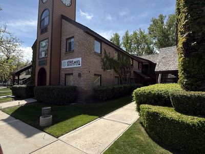 Prime Provo Office Space | 5 Offices | 1000 SF | Walk to Restaurants | $1,800/mo