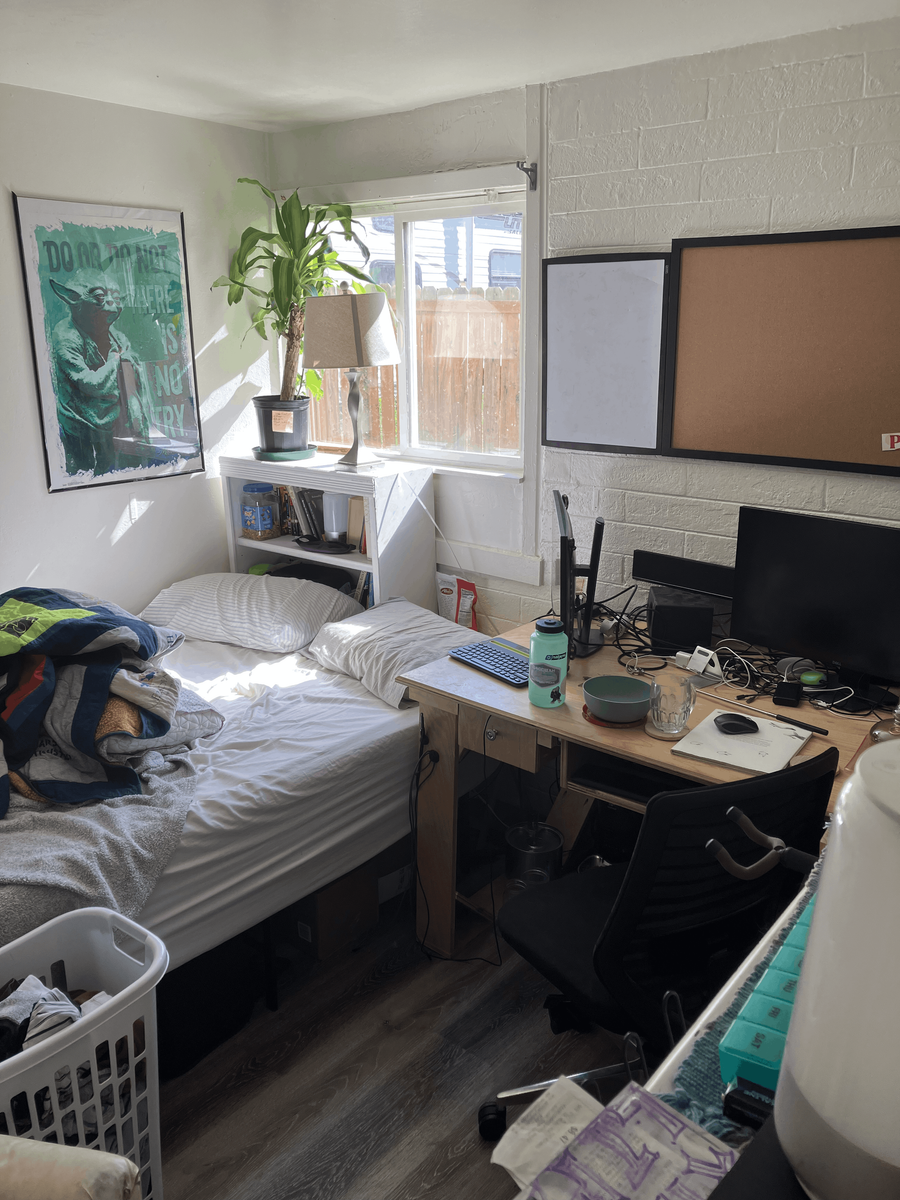 Subleasing 1 room in 2-bedroom apartment