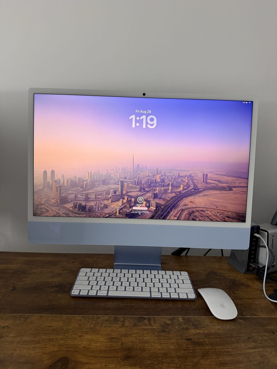 iMac M4 (16GB RAM) - Like New!