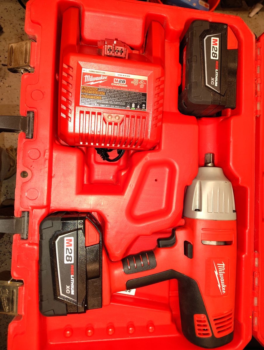 Milwaukee m28 , half inch impact