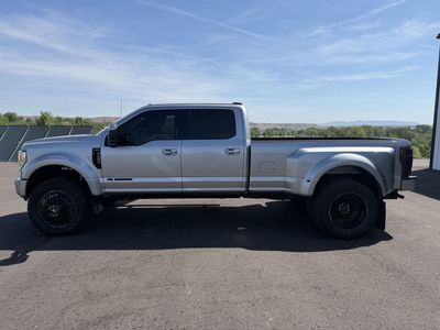 2022 Ford F450 Super Duty 4x4 Crew Cab Platinum Styleside