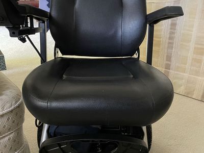 Golden Lite Rider Power Chair