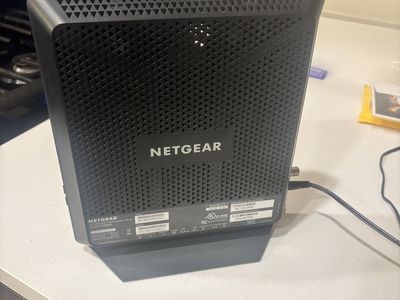 NETGEAR C7000v2 AC1900 WiFi Cable modem router-DOCSIS 3.0 dual band