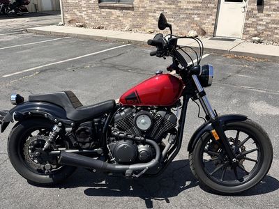 2015 Yamaha Bolt 950 - Cruiser - LOW MILES - Vstar 950
