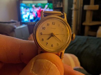 Vintage Timex Shock Resistant Women's Watch with Stretch Band