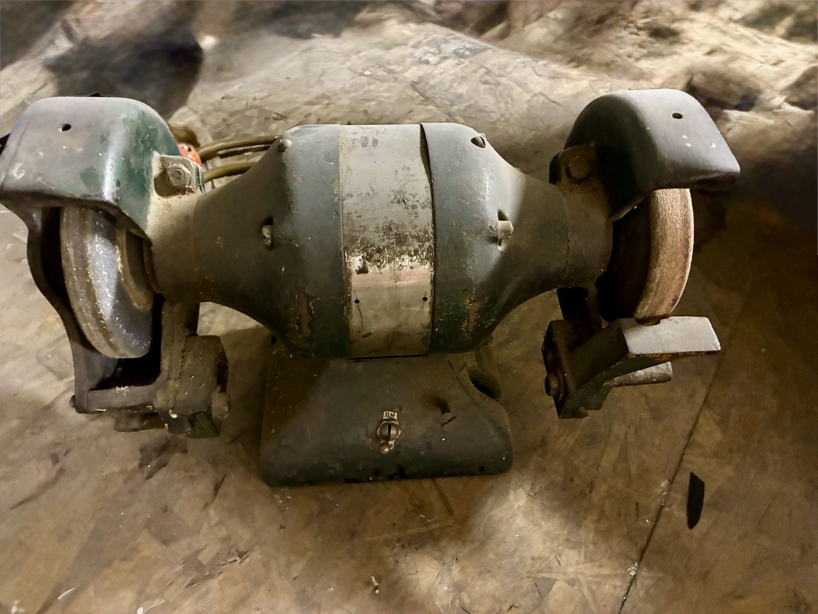 Vintage Craftsman Bench Grinder - Heavy Duty Industrial Tool