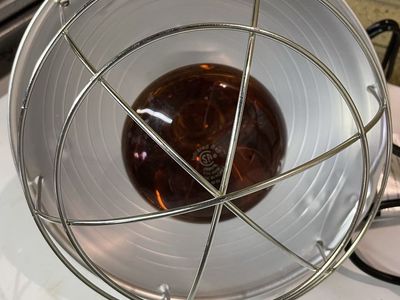 Heat lamp