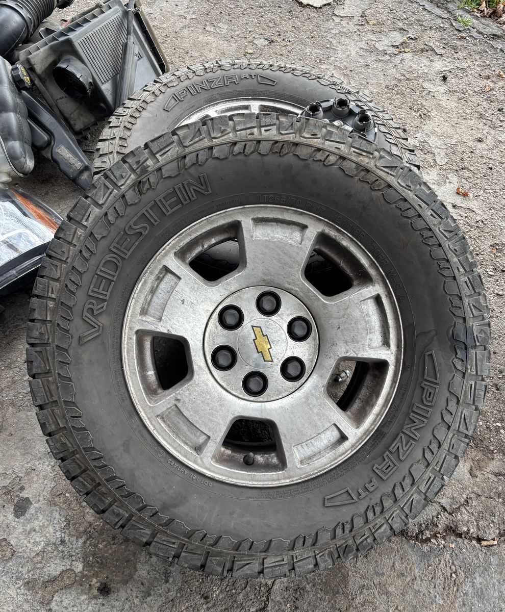 GM Chevy 6x139.7 wheels and tires set of 4