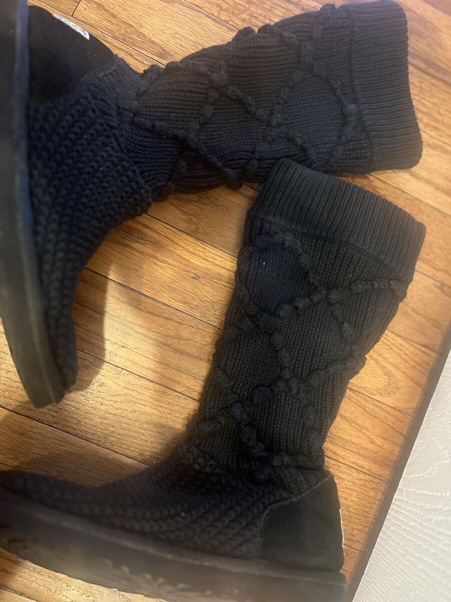 UGG Women's Knit Black Sweater Boot Size 6
