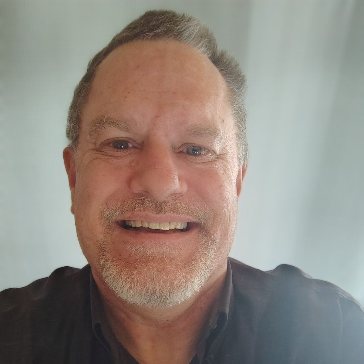 Looking for a Roommate