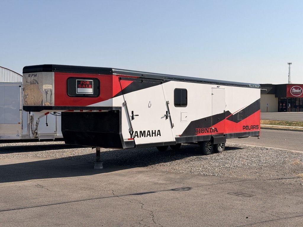 2021 Trails West® RPM 28 ft Gooseneck