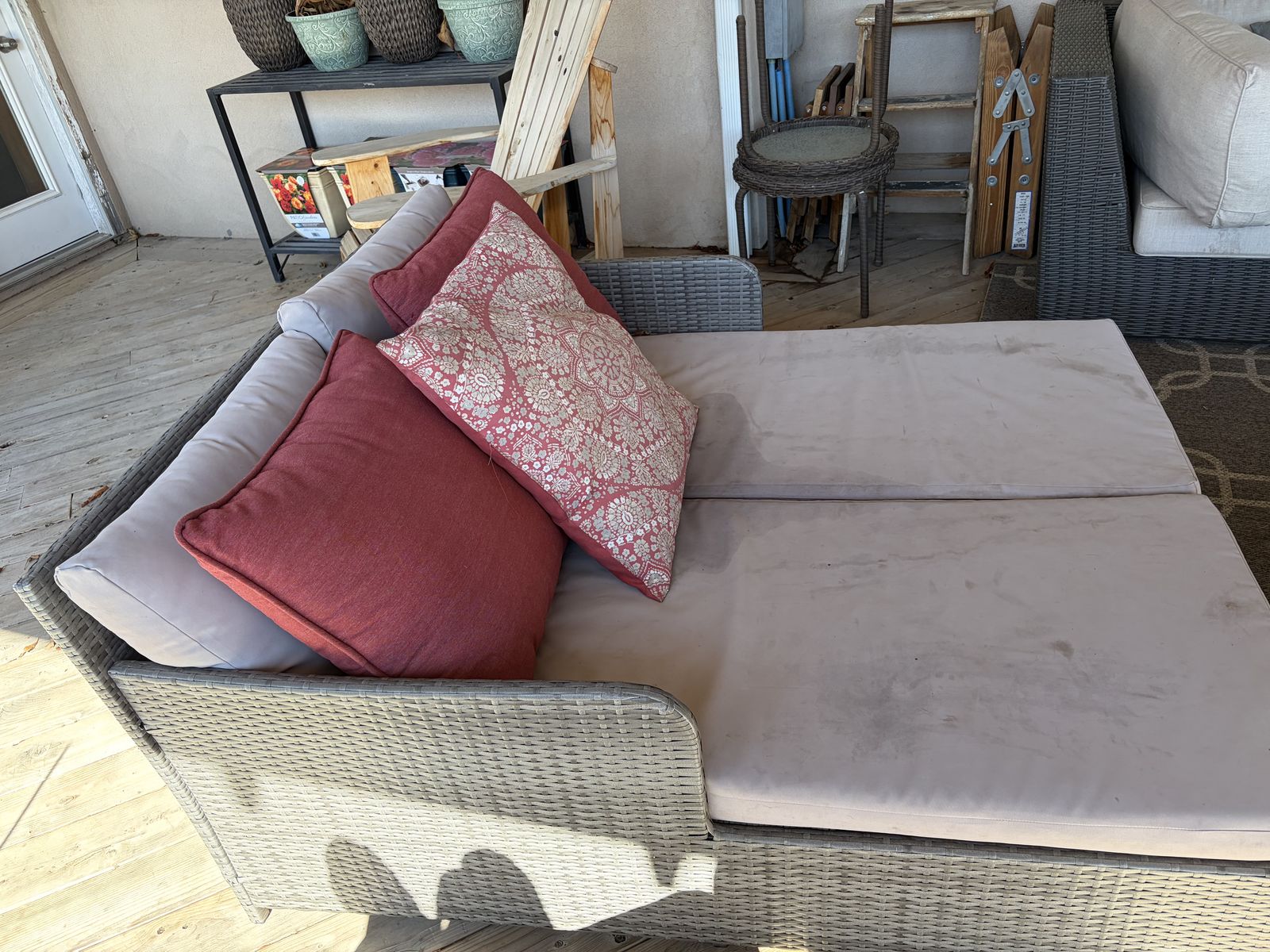 Outdoor Patio Lounger