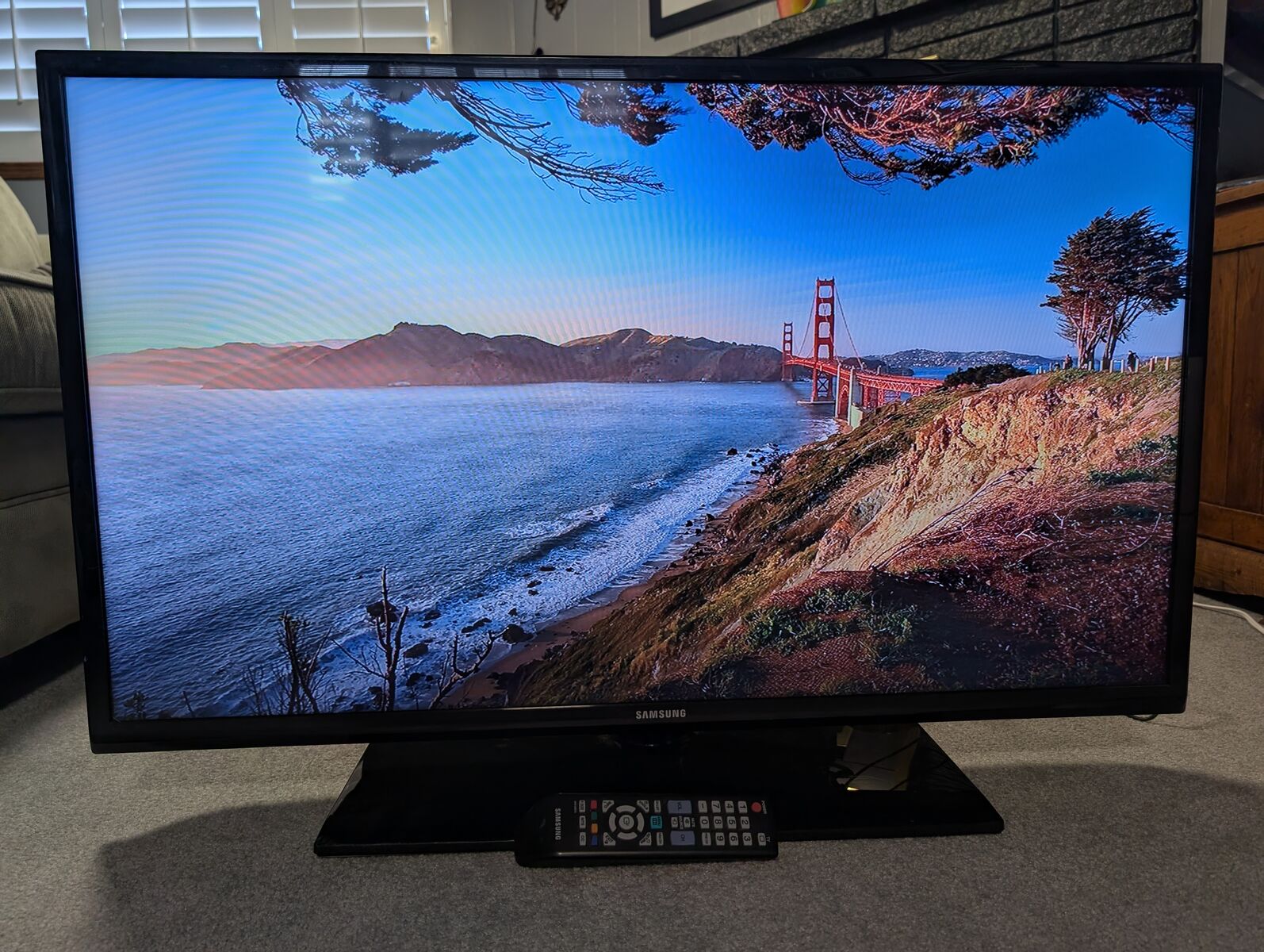 Samsung UN39FH5000 39in LED HD TV 1080p