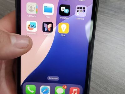 iPhone 11 128GB – Unlocked