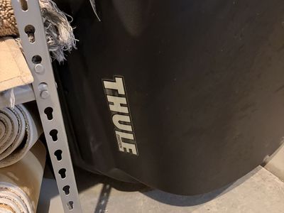 2022 Thule Subaru Outback Car-top Carrier