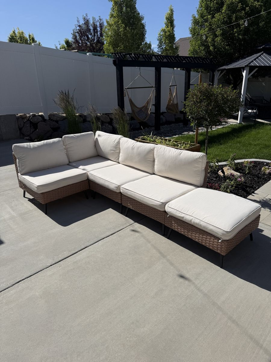NEW 5-Piece Beige Patio Furniture Set, Outdoor Sectional Sofa Rattan Outdoor Patio Furniture