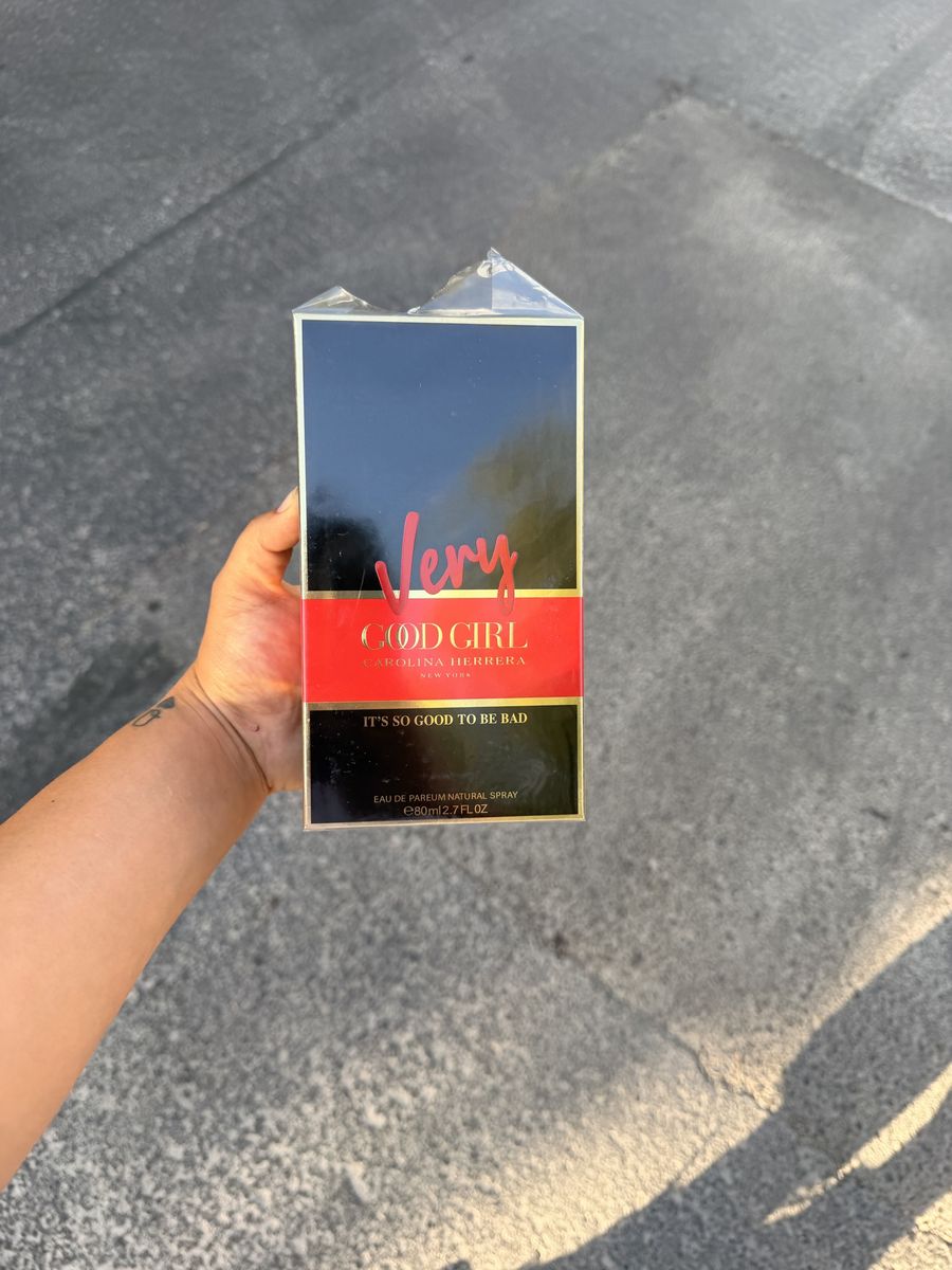Carolina Herrera Very Good Girl  - 80ml/2.7 Fl Oz - New in Box