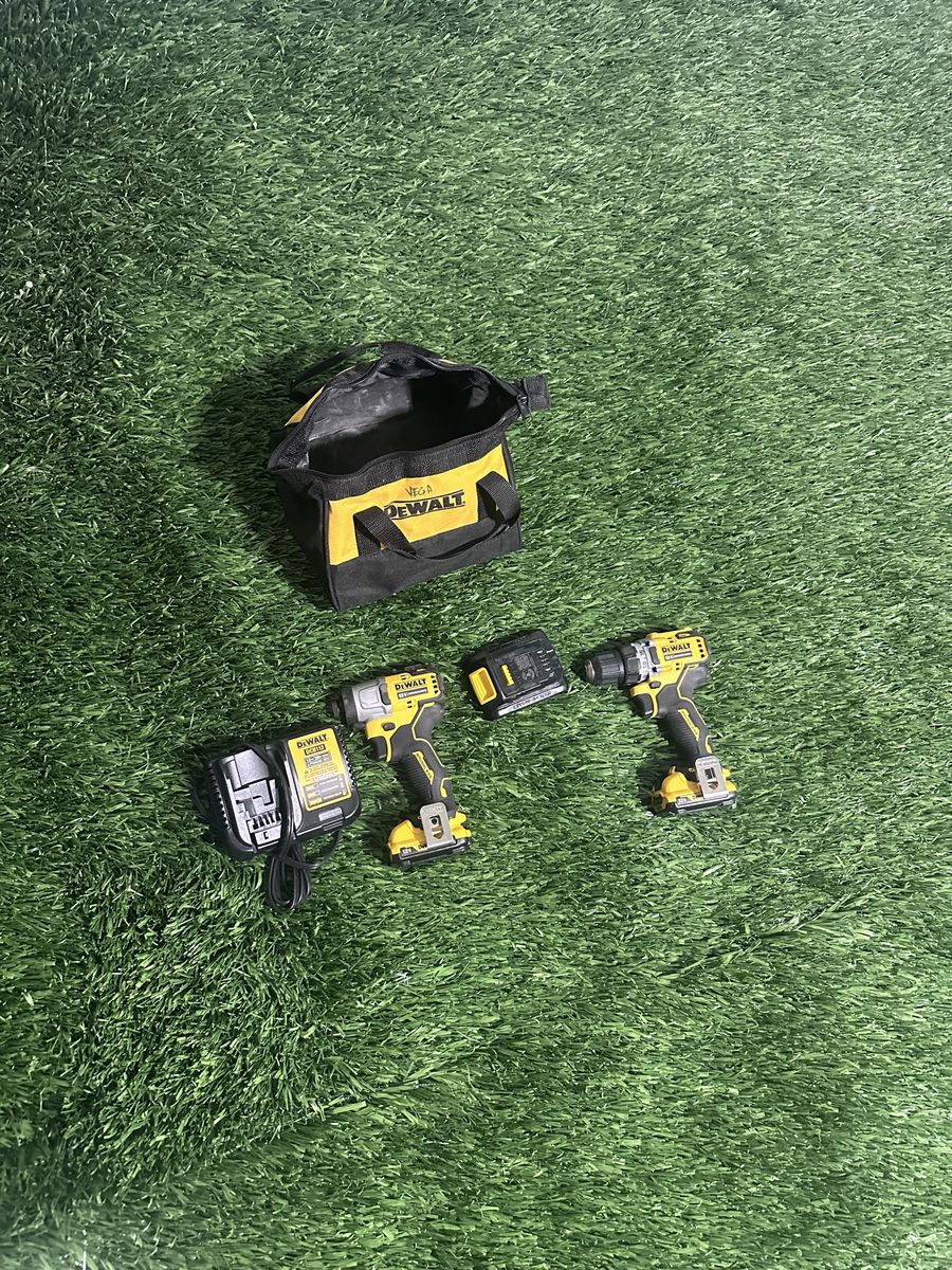 DEWALT 20V MAX Cordless Drill/Driver & Impact Driver Combo Kit with 1 Battery & Charger