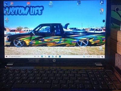 hp pavilion like new has windows 10 no issues