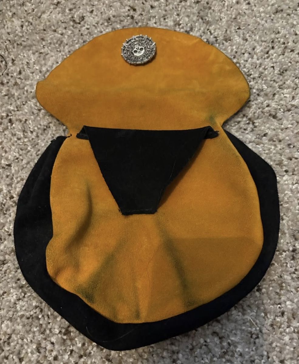 Main image 4