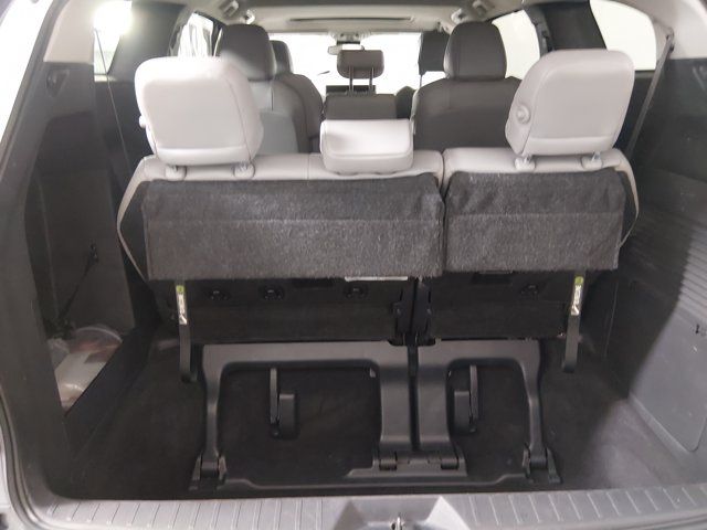 Main image 11