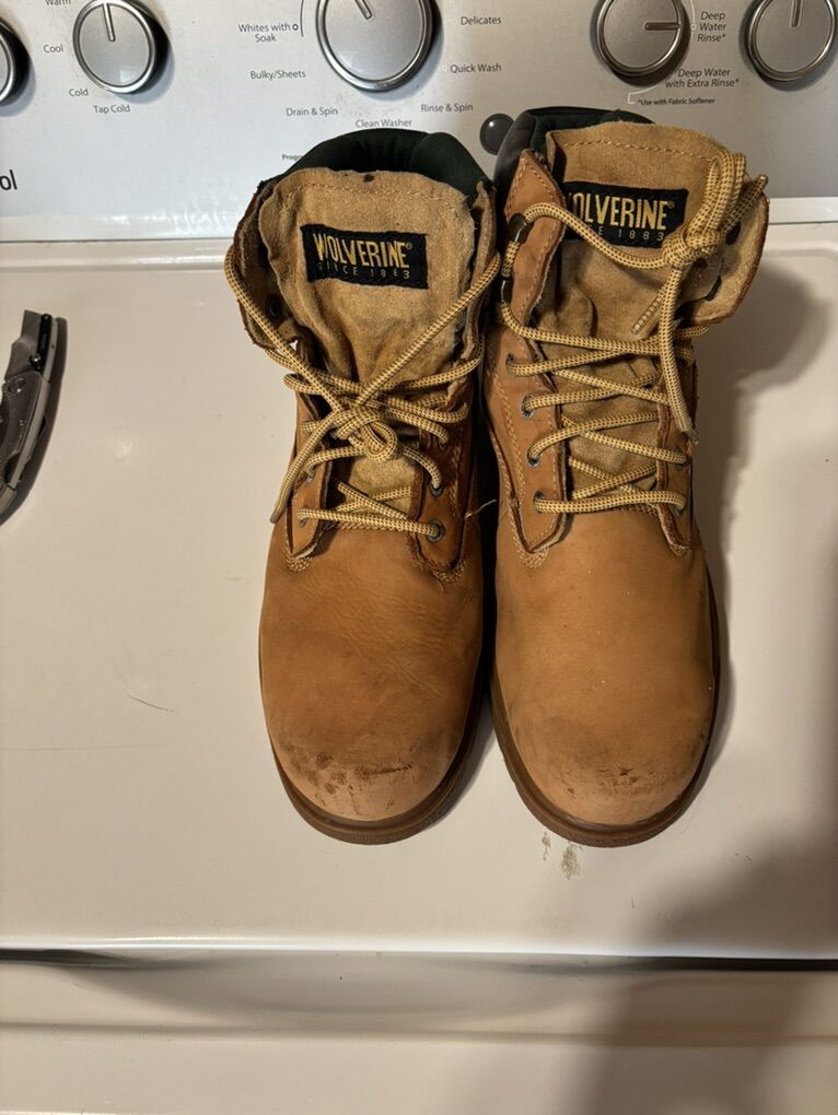 Wolvering Botas Talla 11 De Hombre  30.00