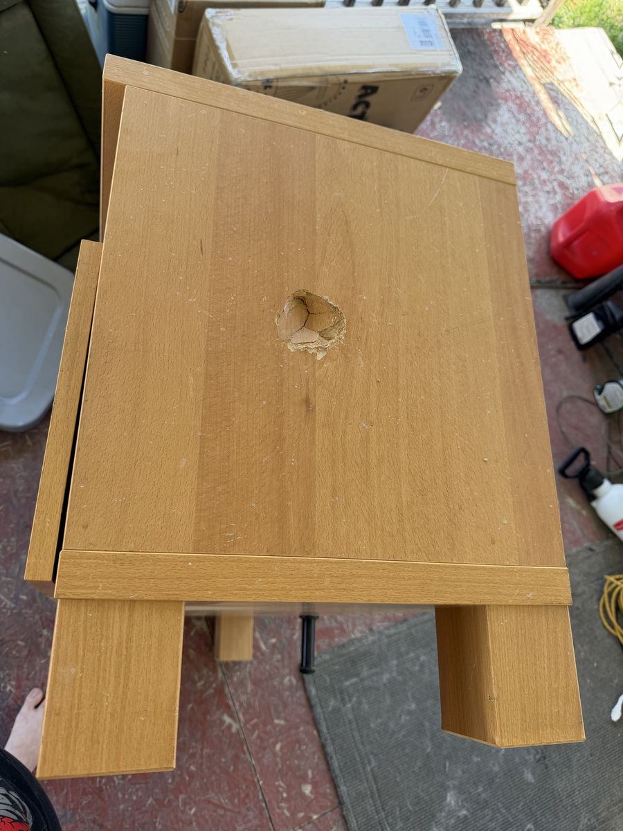 Main image 3