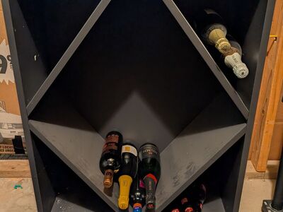 Wine shelf storage