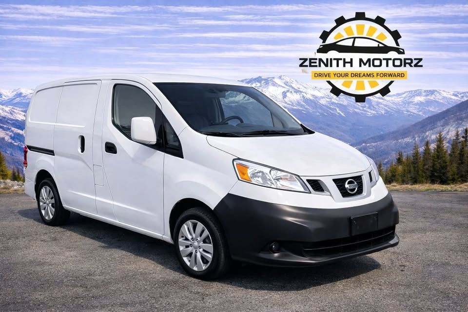 2017 Nissan NV SV