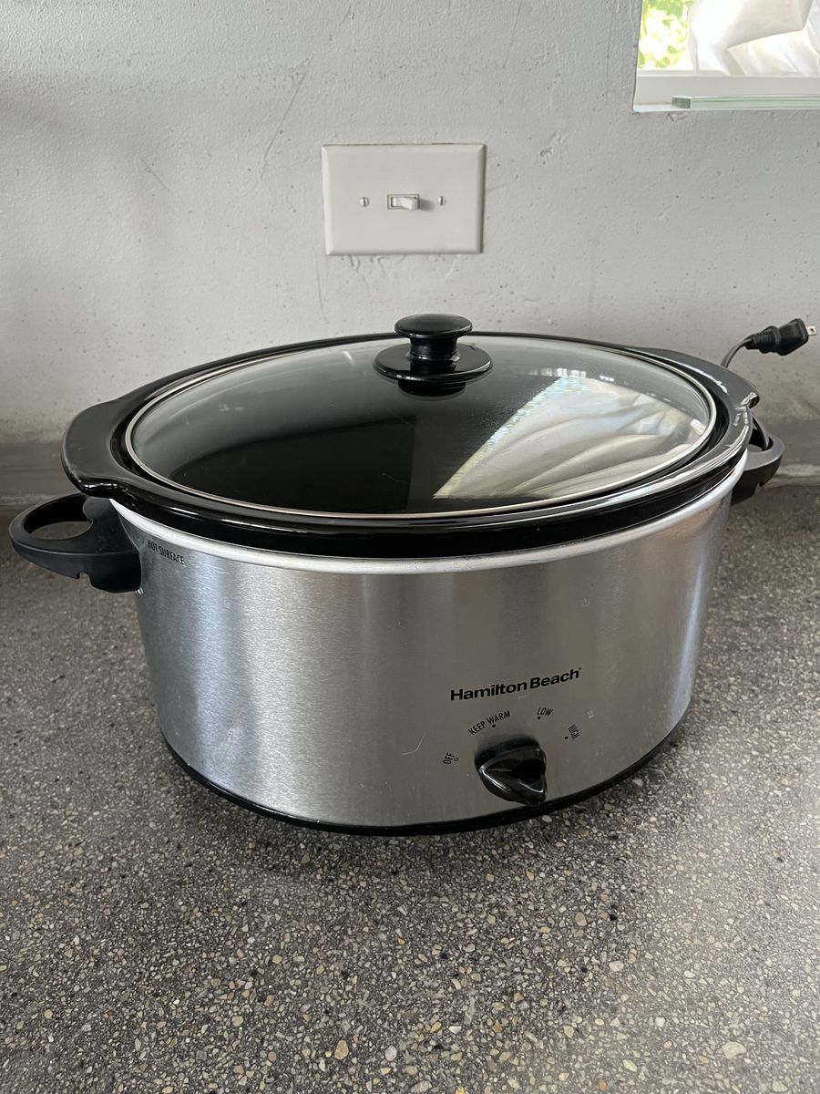 Hamilton Beach 7-Quart Oval Slow Cooker with Lid - Silver/Black