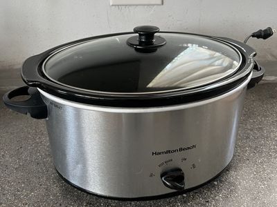 Hamilton Beach 7-Quart Oval Slow Cooker with Lid - Silver/Black