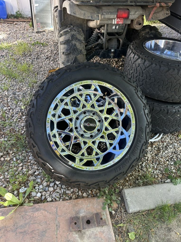 Vision Rockers on Venom hunter. XT 33/12.50/20