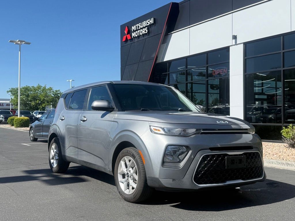 2022 Kia Soul LX