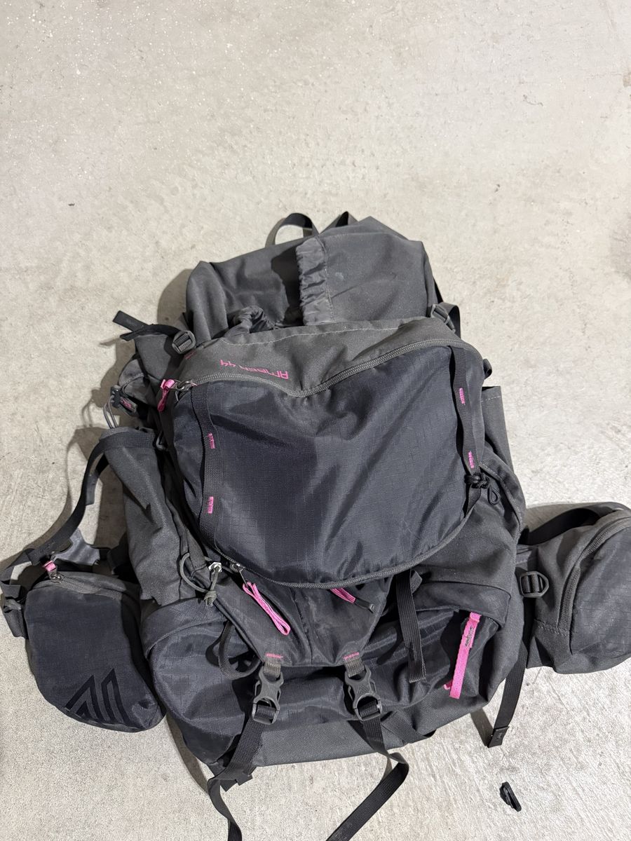 Gregory amber 44 backpacking pack