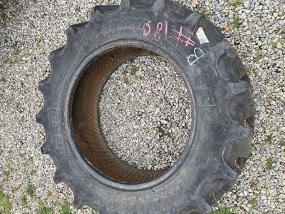 Tractor tire