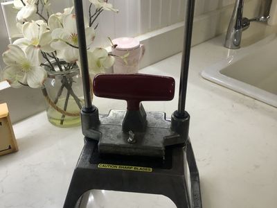 Lincoln 15001 Industrial French fry slicer