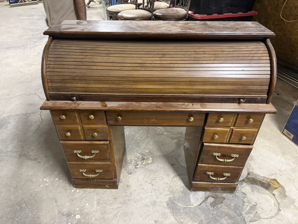 FOR SALE — Vintage Roll-Top Desk