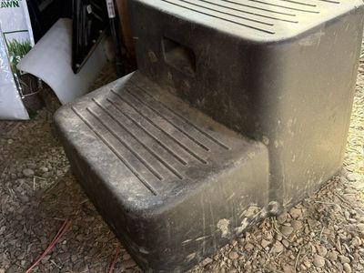 Horsemens Pride Mounting Block