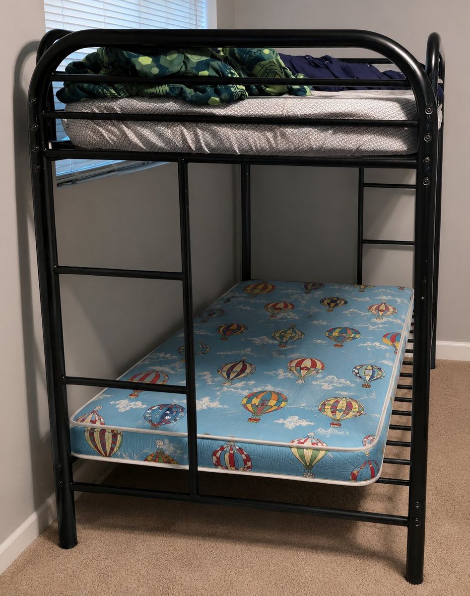 Black Metal Twin Bunk Bed