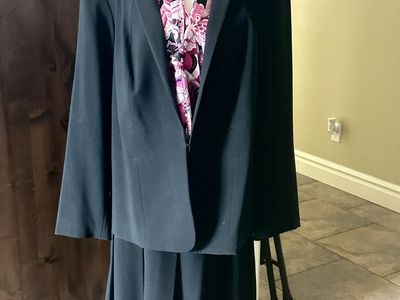 Women’s I.N. Studio Woman clothing includes pants