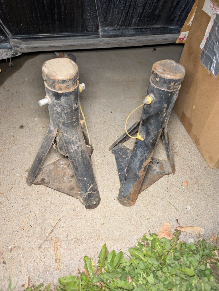 2 Ton Jack Stands